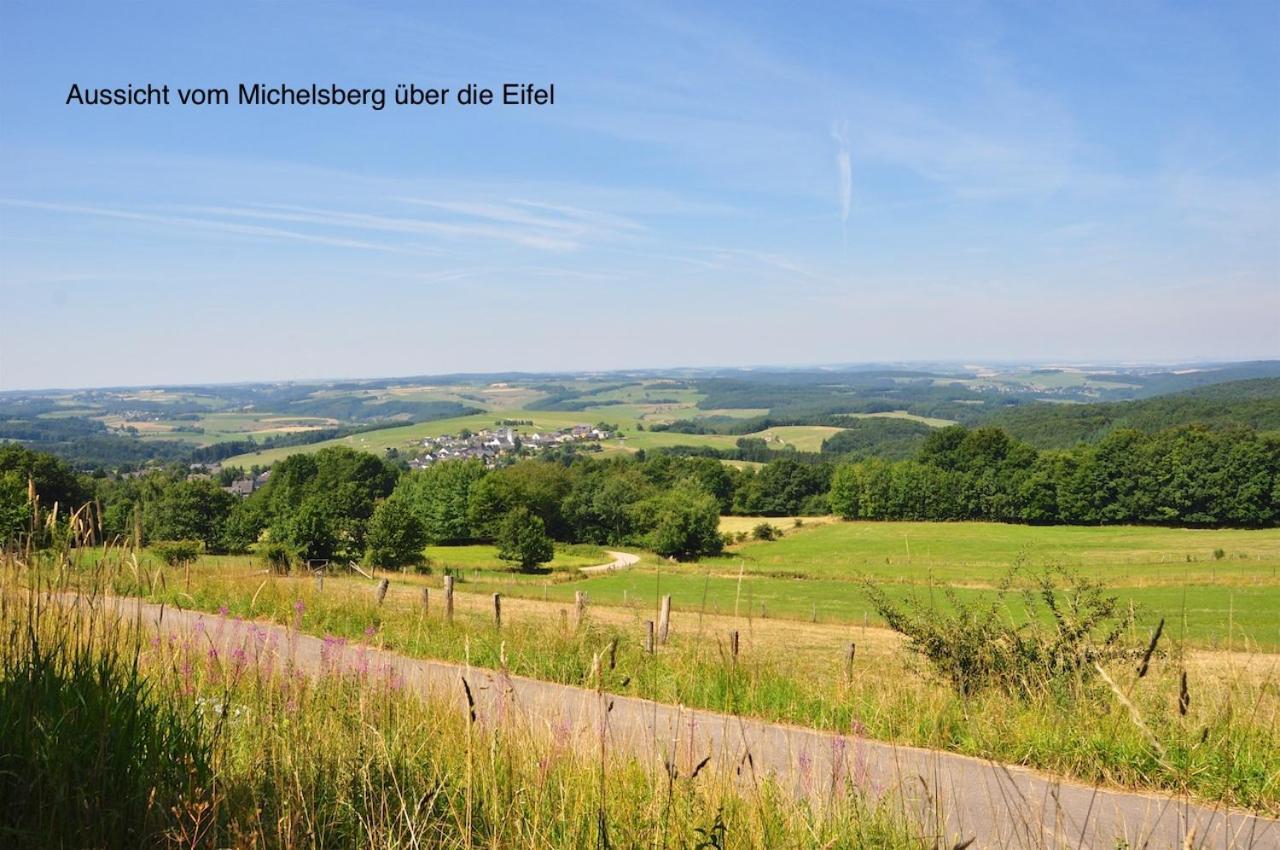 Wohlfuehloase Am Michelsberg Apartamento Bad Muenstereifel Exterior foto